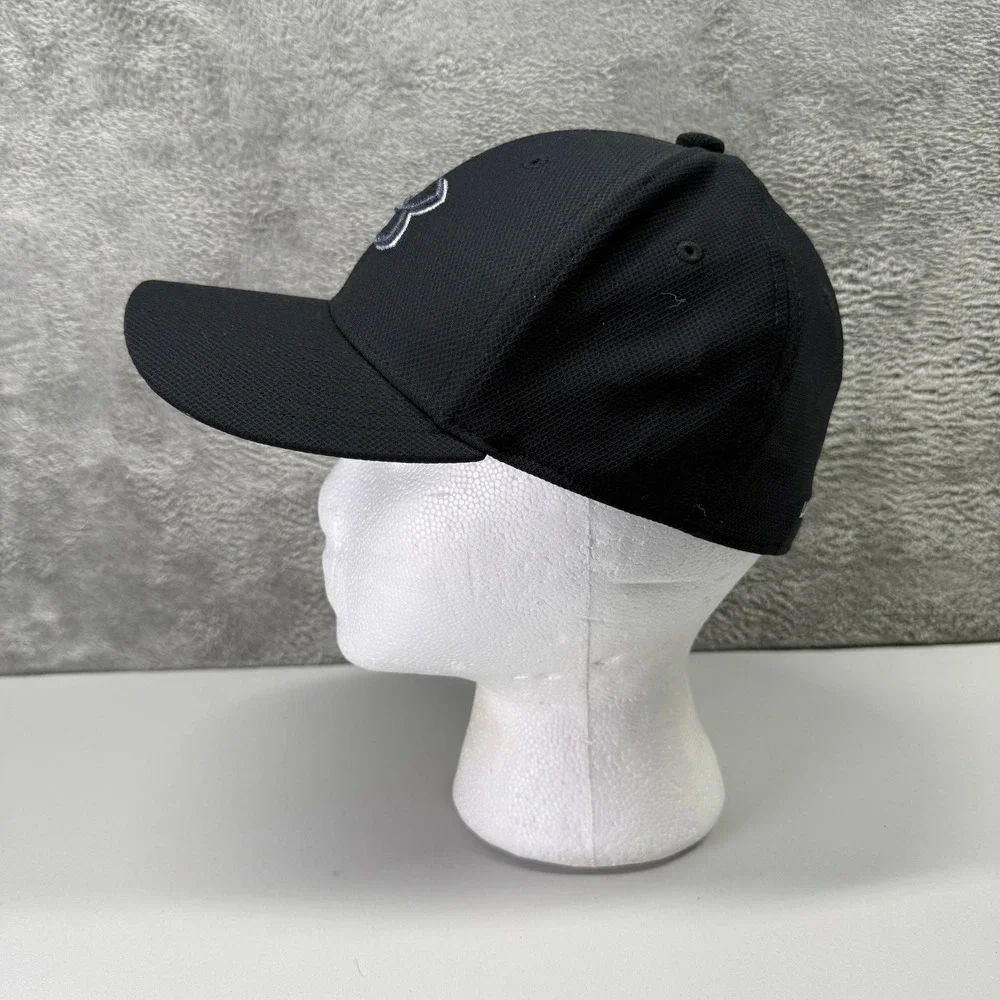 Under Armour Youth Blitzing 3.0 Hat Black Embroidered Logo Cap XS/S 1305017